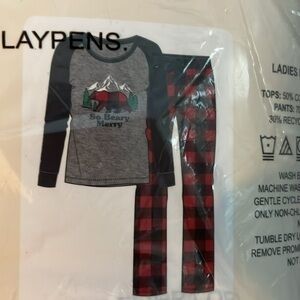 Holiday Fam Jams Women’s XL Christmas Pajamas